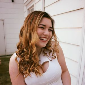 Meet your Posher, Davis